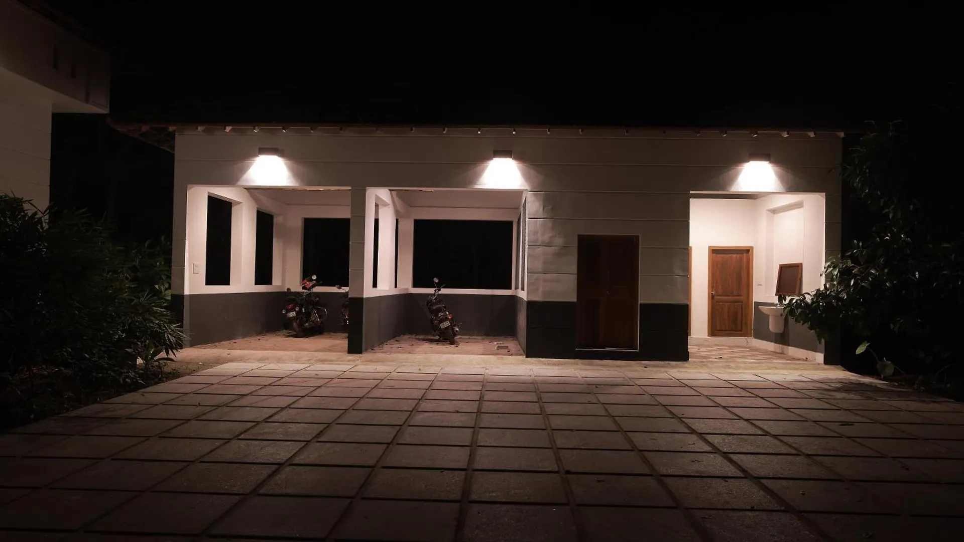Softouch Ayurveda Village Kerala Kizhake Chālakudi 5*,
